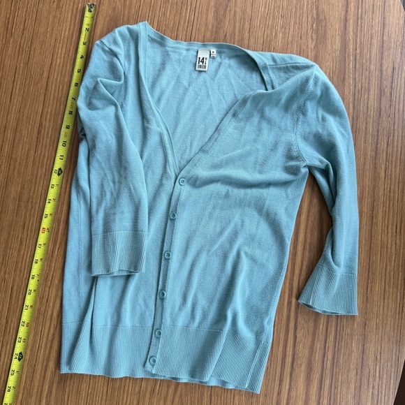 14th & Union Seafoam Green Cardigan | V-Neck | 3/4 Sleeve | Size Medium - Picture 1 of 3
